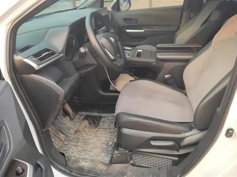 Toyota Granvia 2024 из CN, фото 6
