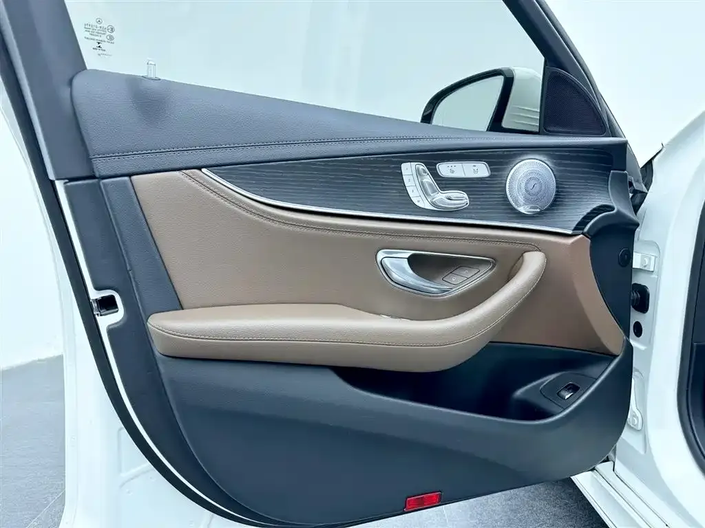 Mercedes-Benz E-Class 2021 из CN, фото 10
