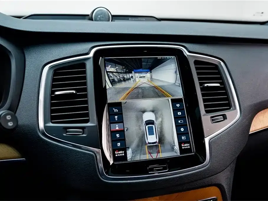 Volvo XC90 2022 из CN, фото 9