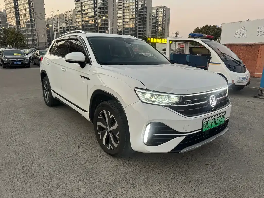 Volkswagen GTE PHEV 2024 из CN, фото 7