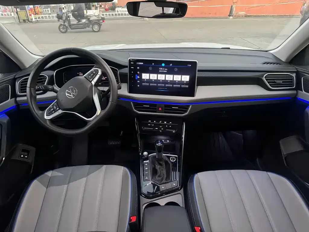 Volkswagen GTE PHEV 2024 из CN, фото 2