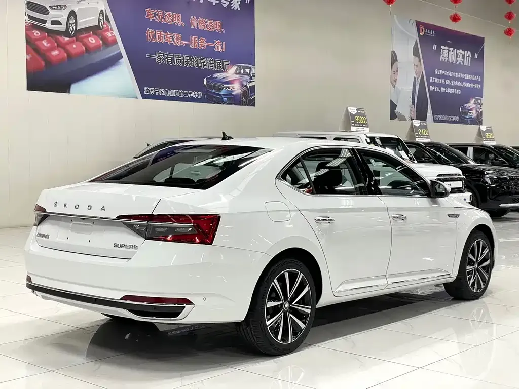 Skoda Superb 2023 из CN, фото 4
