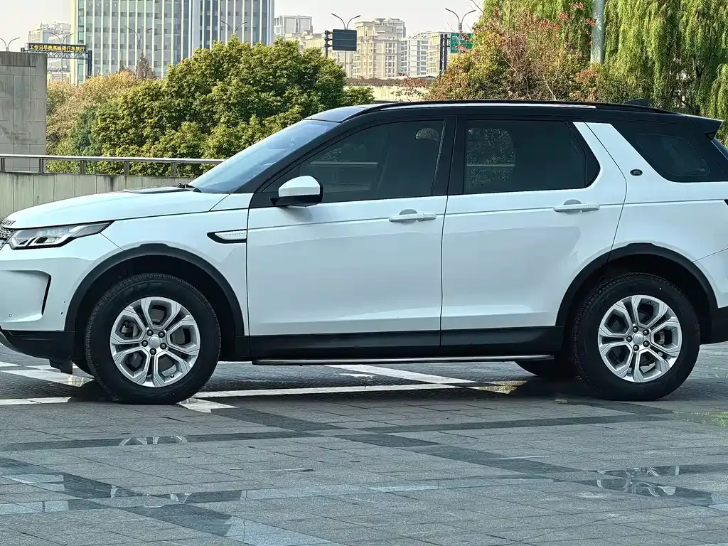 Land Rover Discovery Sport — фото 5