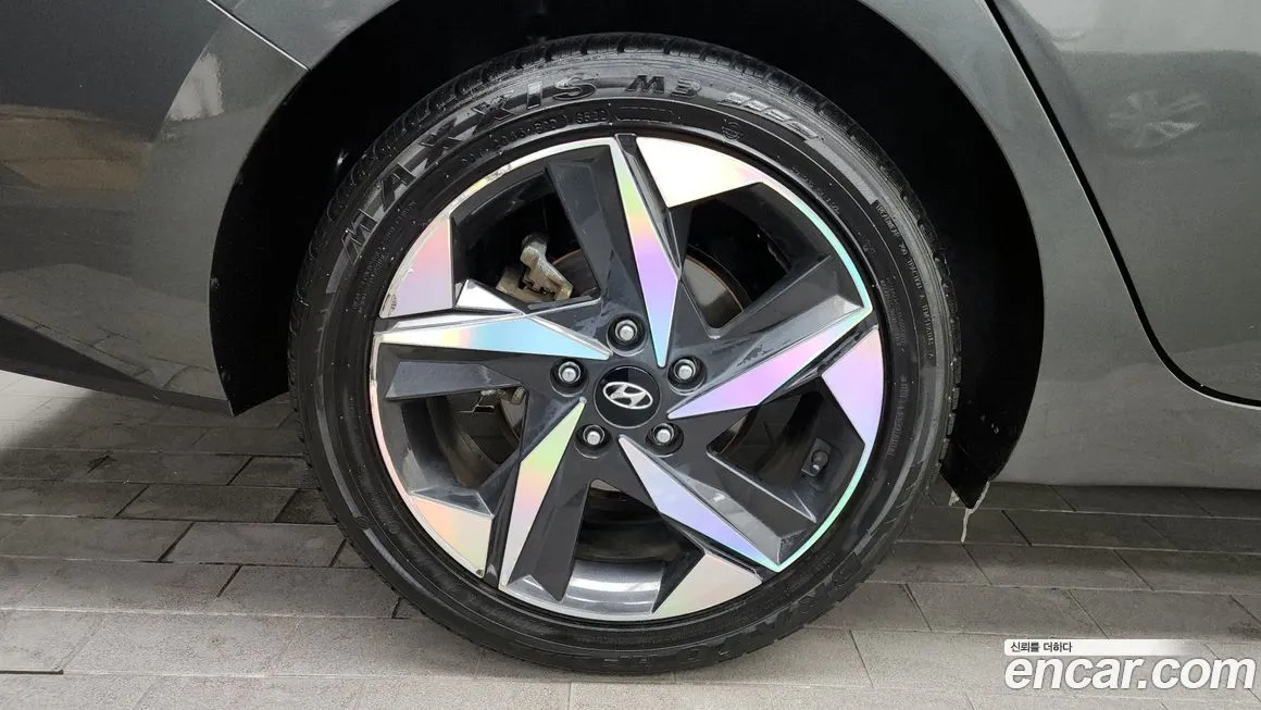 Hyundai AVANTE — фото 9