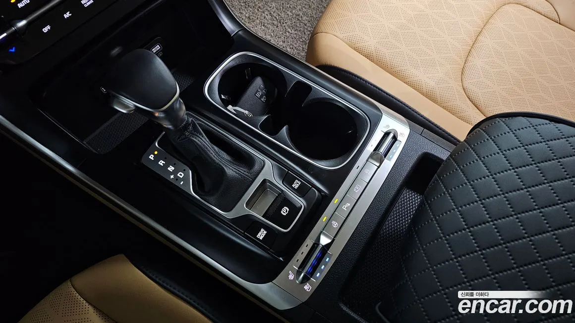 Kia Carnival — фото 10