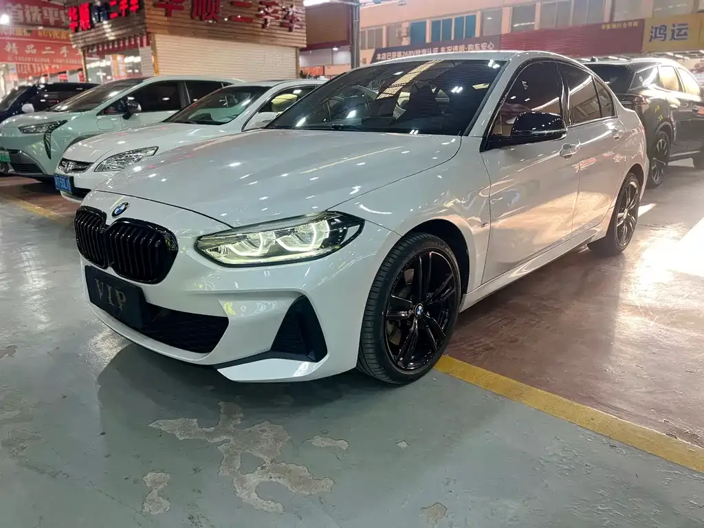 BMW 1 Series 2022 из CN, фото 3