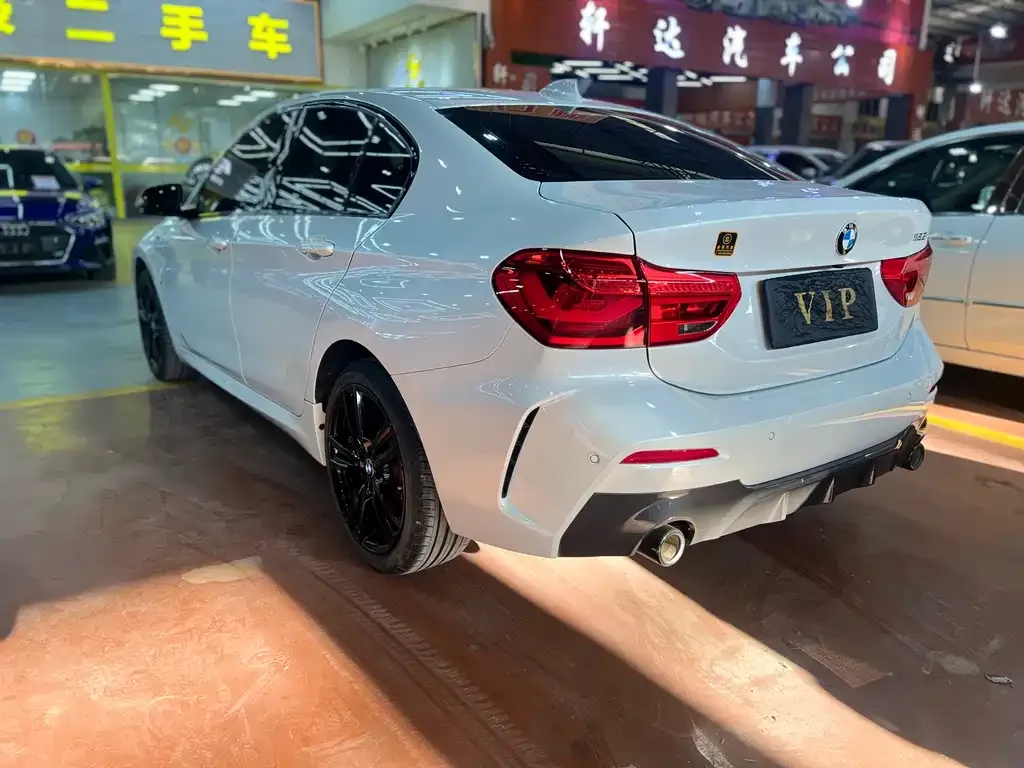 BMW 1 Series 2022 из CN, фото 8