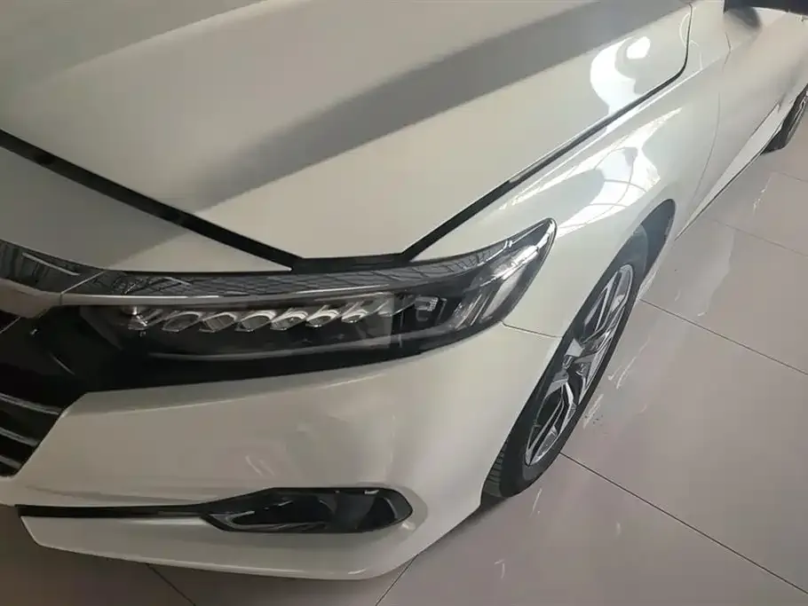 Honda Accord — фото 4