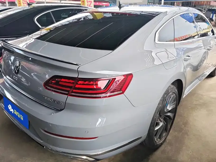 Volkswagen CC 2022 из CN, фото 8