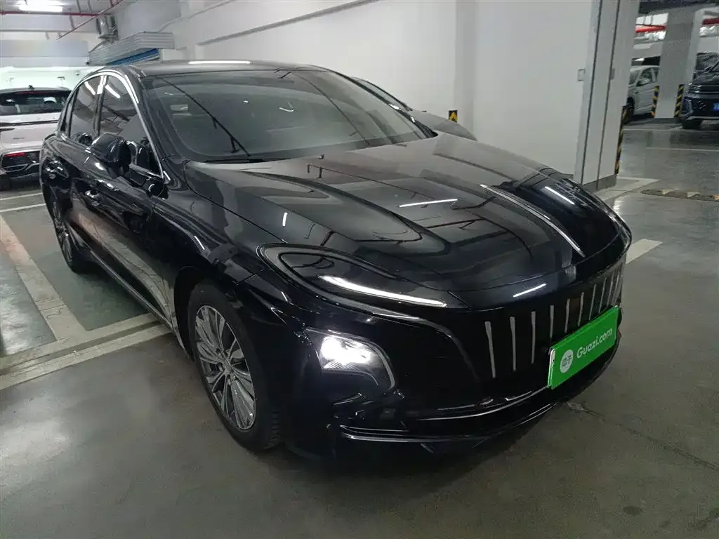 Hongqi E-QM5 2024 из CN, фото 4