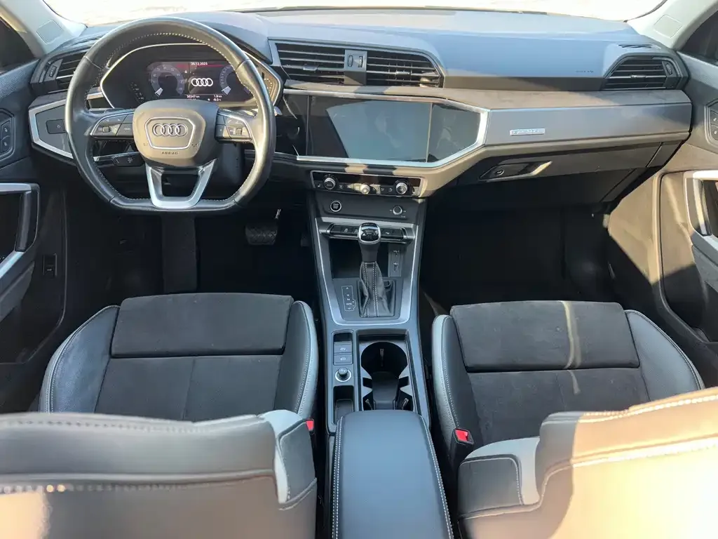 Audi Q3 2021 из CN, фото 2