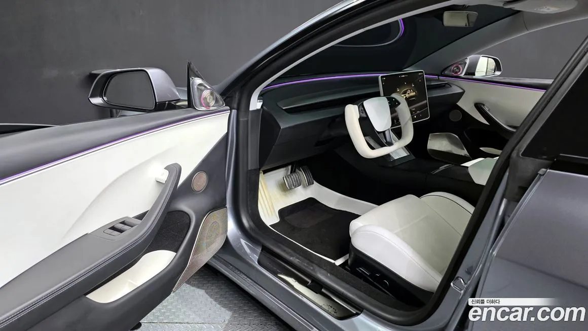 Tesla Model 3 2024 из KR, фото 10