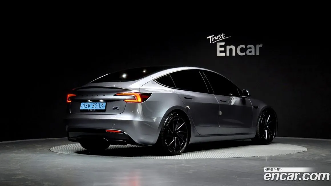 Tesla Model 3 2024 из KR, фото 4