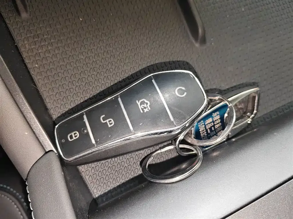 BYD Qin L 2025 из CN, фото 10