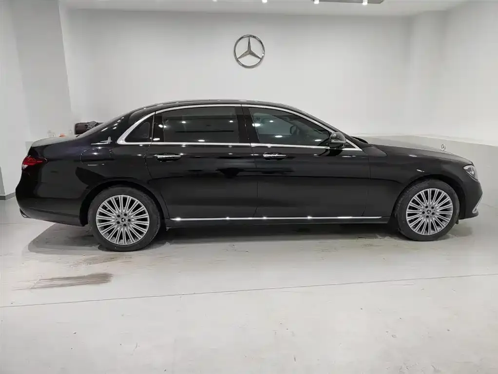 Mercedes-Benz E-Class 2022 из CN, фото 2