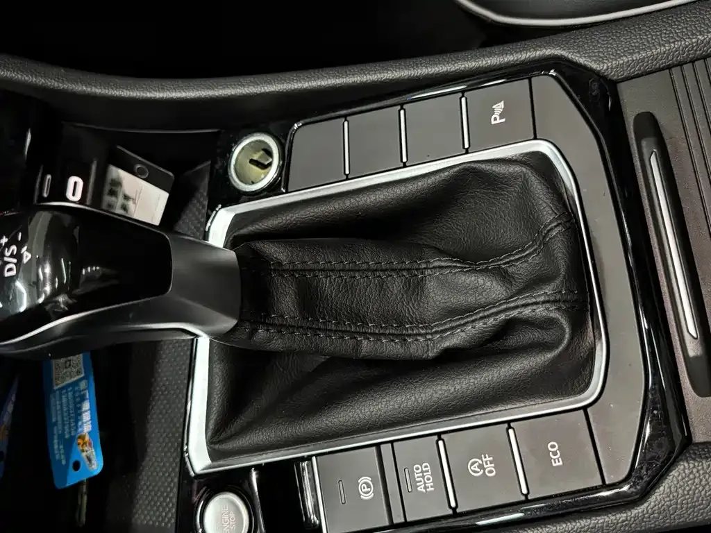 Volkswagen Sagitar 2023 из CN, фото 6