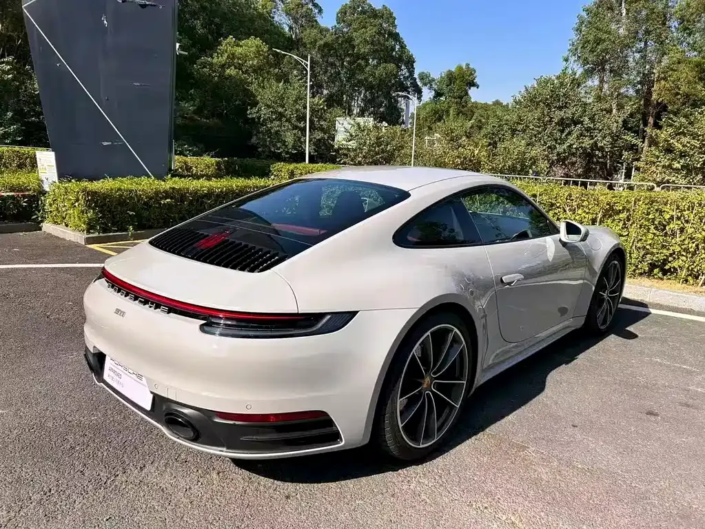 Porsche 911 — фото 9