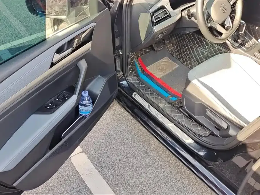 Volkswagen Lavida 2023 из CN, фото 4
