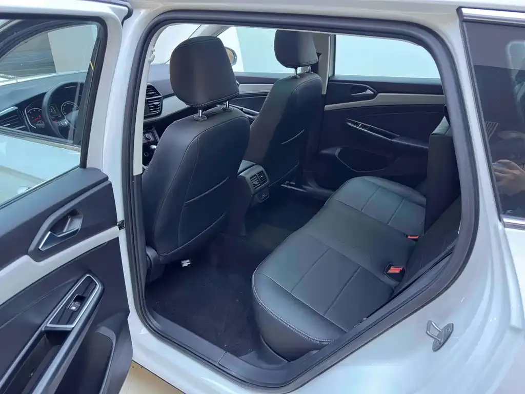 Jetta VS7 2023 из CN, фото 10