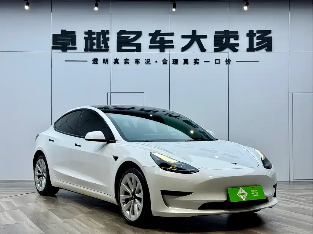 Tesla Model 3 2023 из CN, фото 3