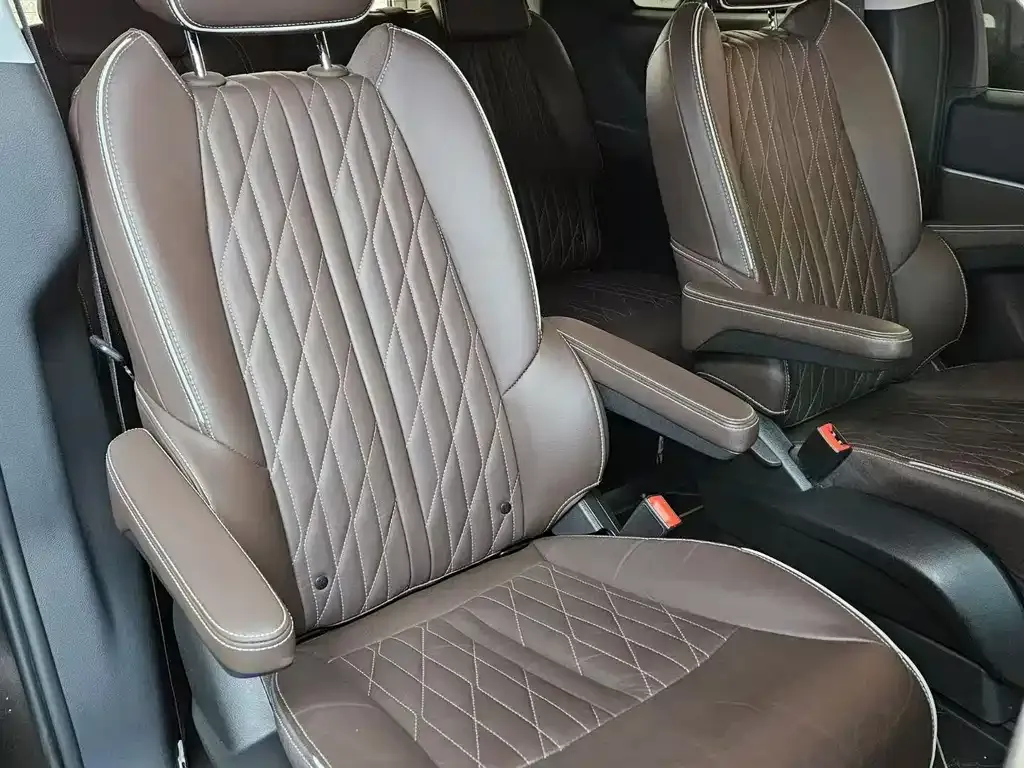 Buick GL8 2022 из CN, фото 8