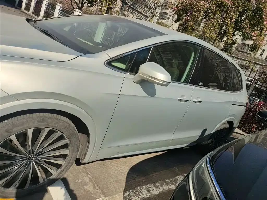 Volkswagen Viloran 2021 из CN, фото 6