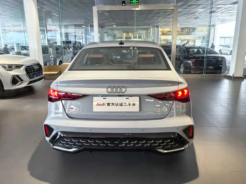Audi A3 2024 из CN, фото 9