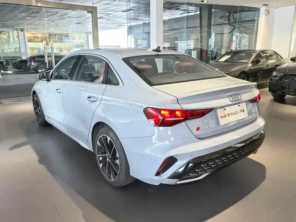 Audi A3 2024 из CN, фото 4