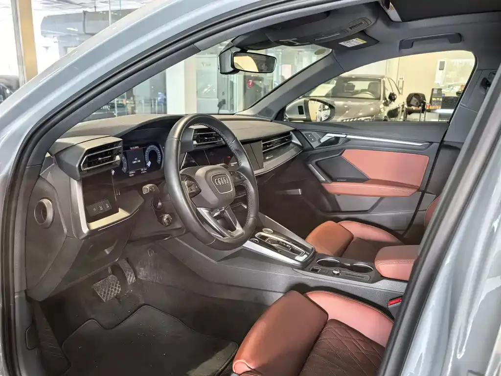 Audi A3 2024 из CN, фото 6