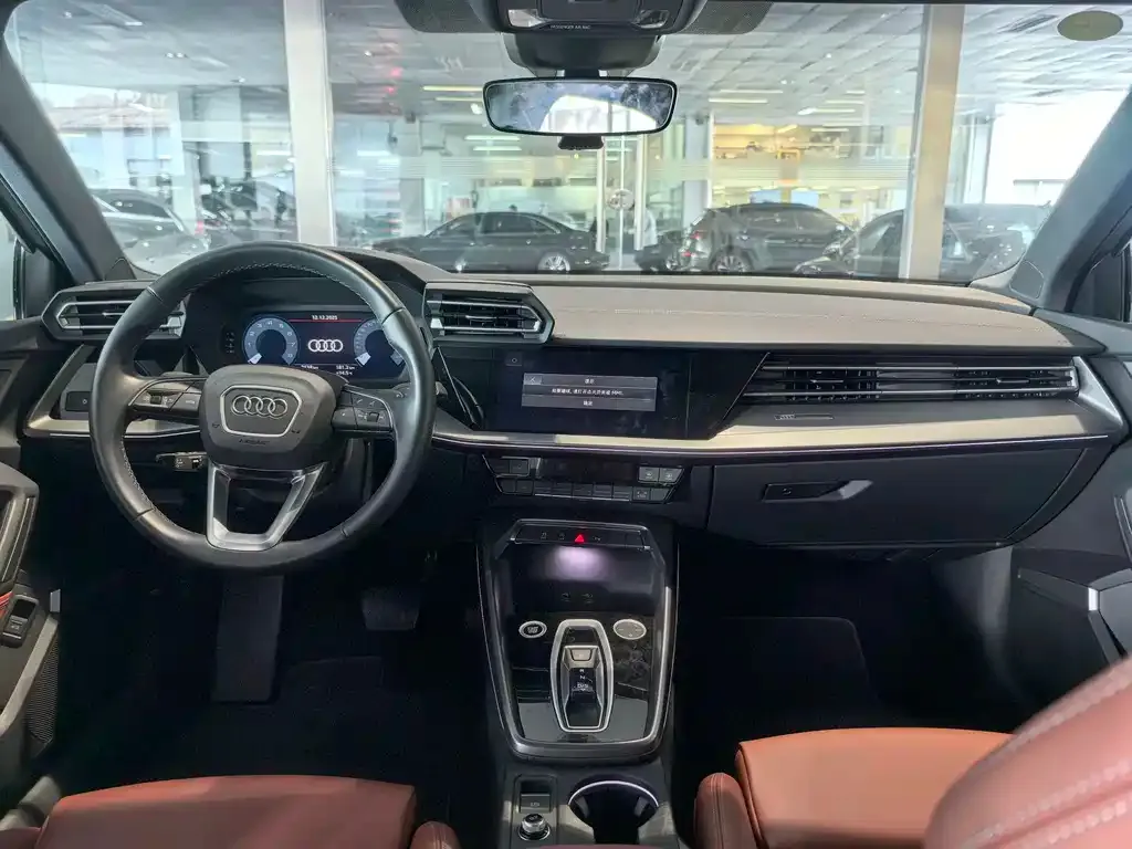 Audi A3 2024 из CN, фото 3