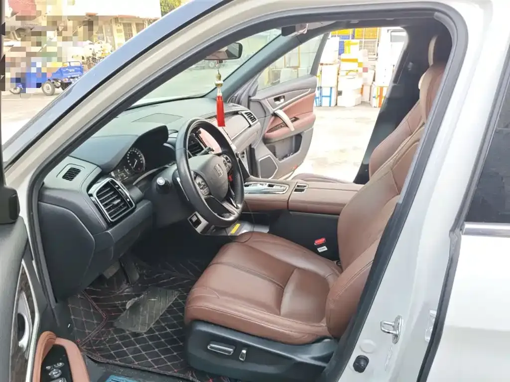Honda UR-V — фото 8