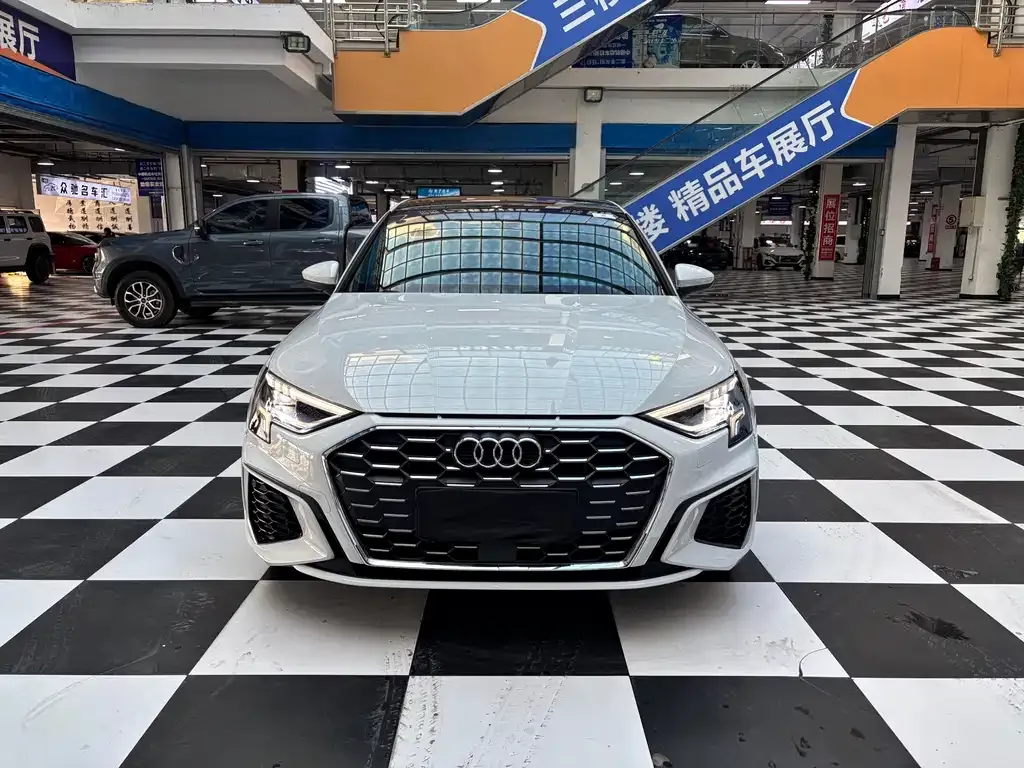 Audi A3 2022 из CN, фото 5