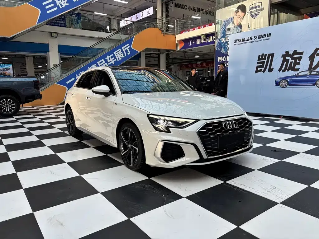 Audi A3 2022 из CN, фото 6