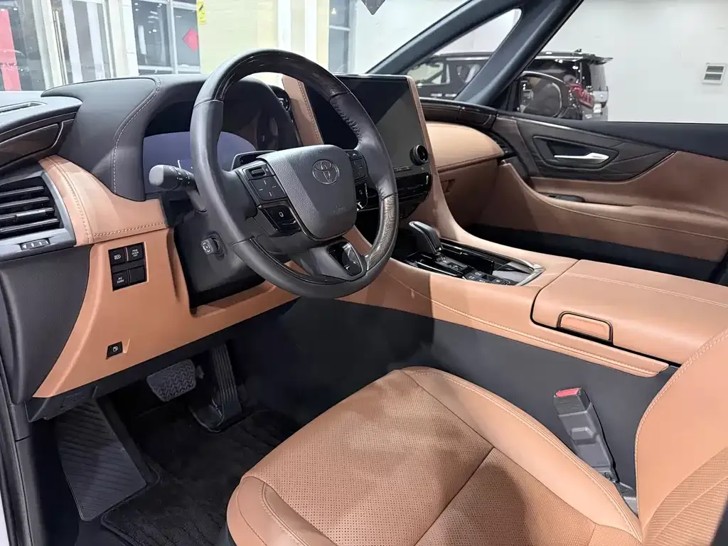 Toyota Alphard 2025 из CN, фото 6