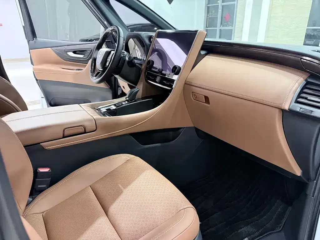 Toyota Alphard 2025 из CN, фото 10