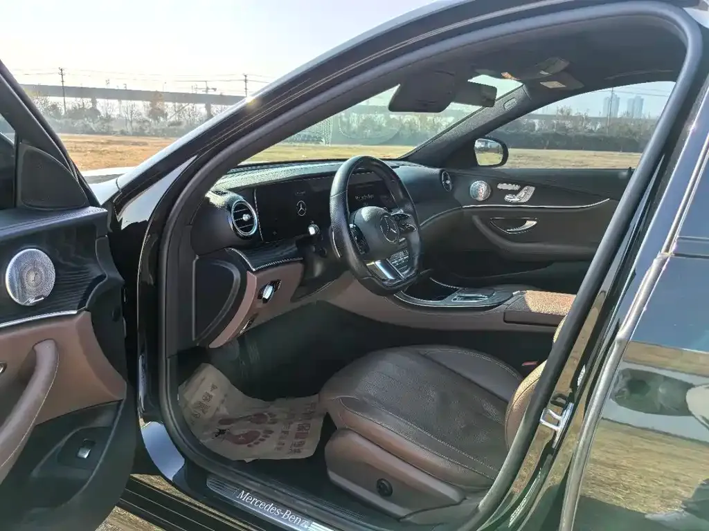 Mercedes-Benz E-Class (Import) 2021 из CN, фото 2