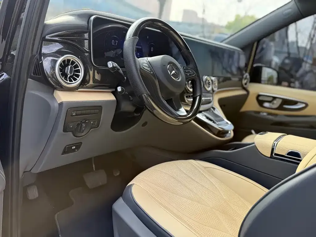 Mercedes-Benz Vito 2023 из CN, фото 7