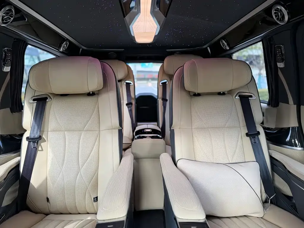 Mercedes-Benz Vito 2023 из CN, фото 6