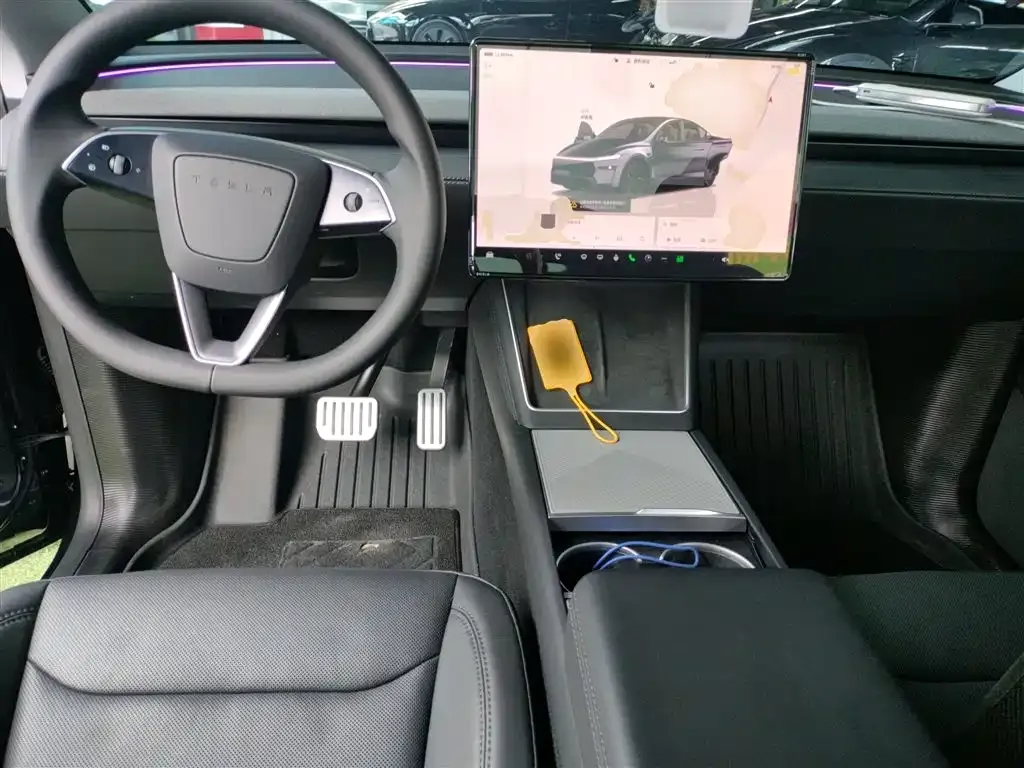 Tesla Model Y — фото 3