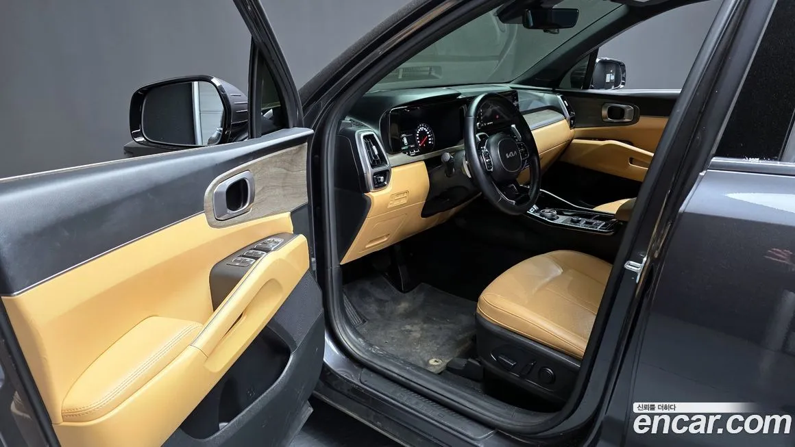 Kia Sorento — фото 7