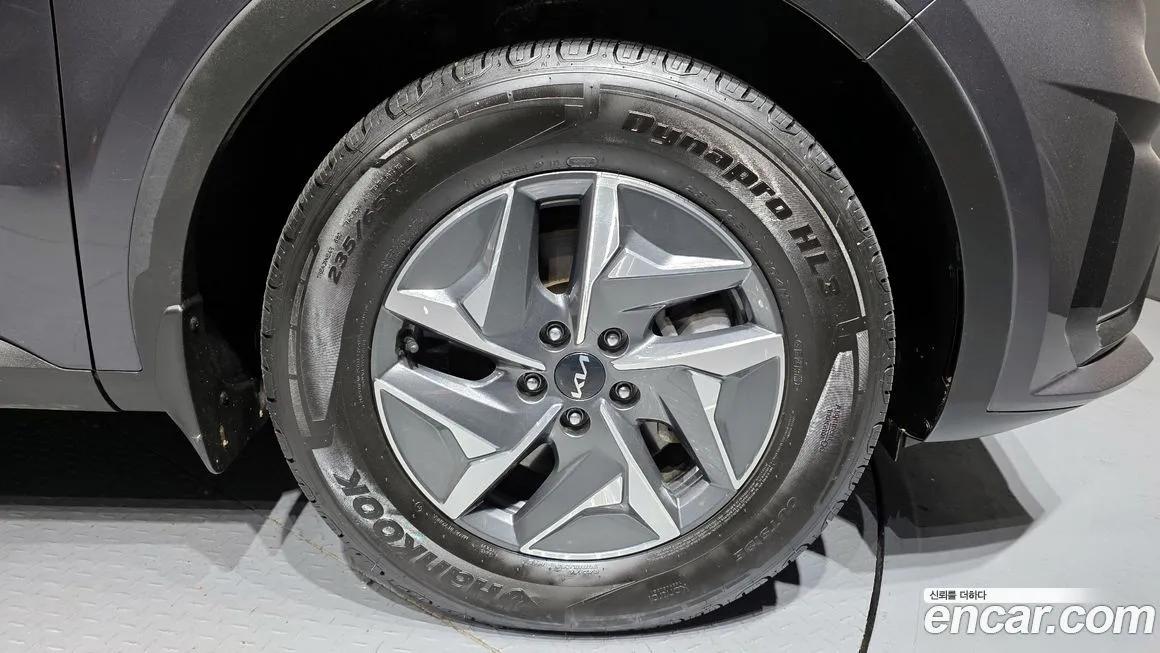 Kia Sorento — фото 10