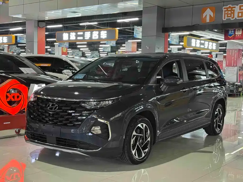 Hyundai Custo — фото 1