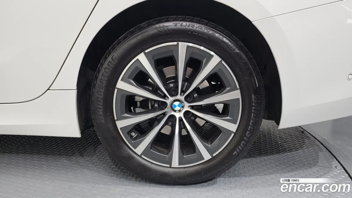 BMW 3-Series — фото 10