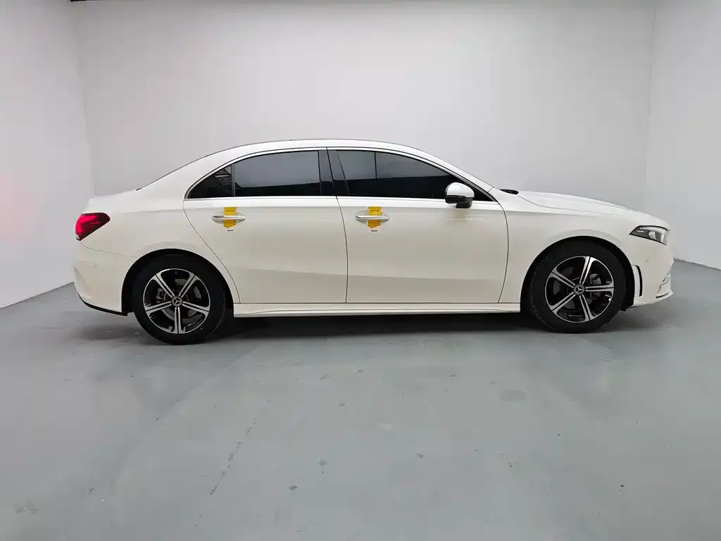 Mercedes-Benz A-Class 2022 из CN, фото 7