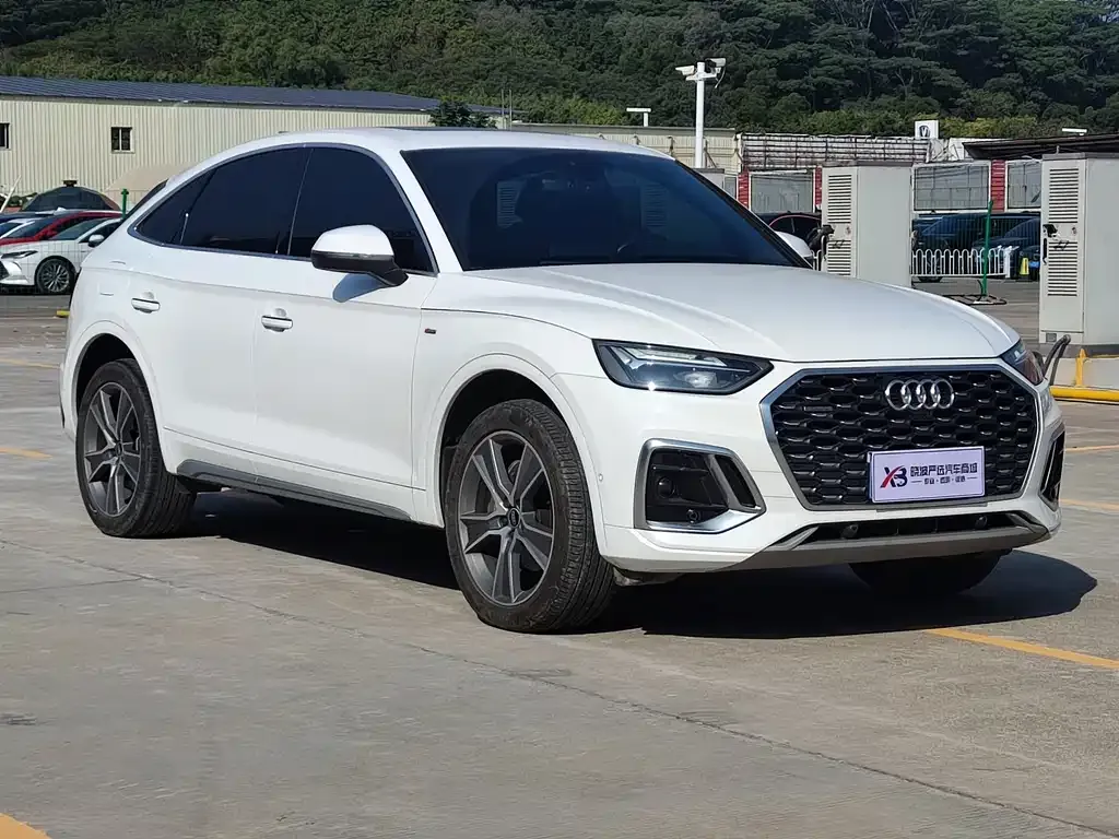 Audi Q5L Sportback 2022 из CN, фото 10
