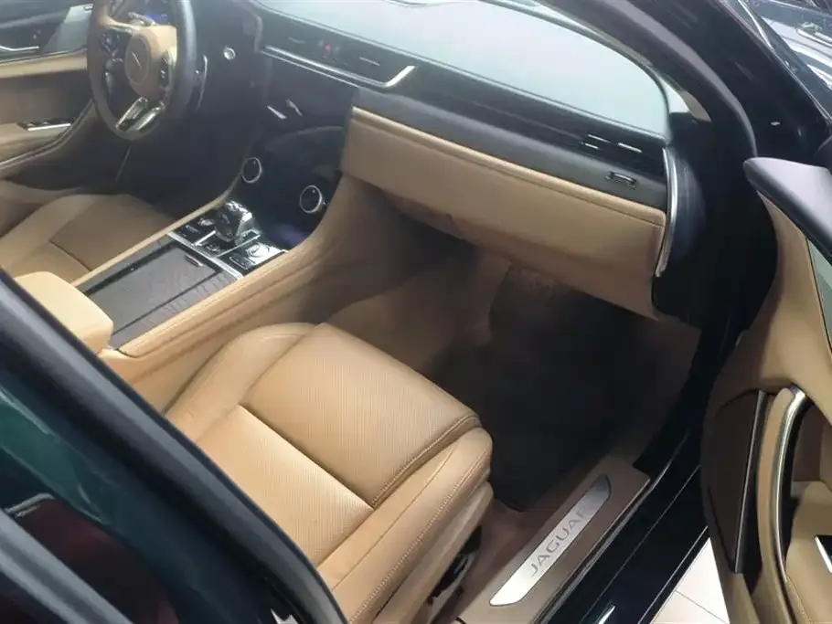 Jaguar XFL 2024 из CN, фото 10