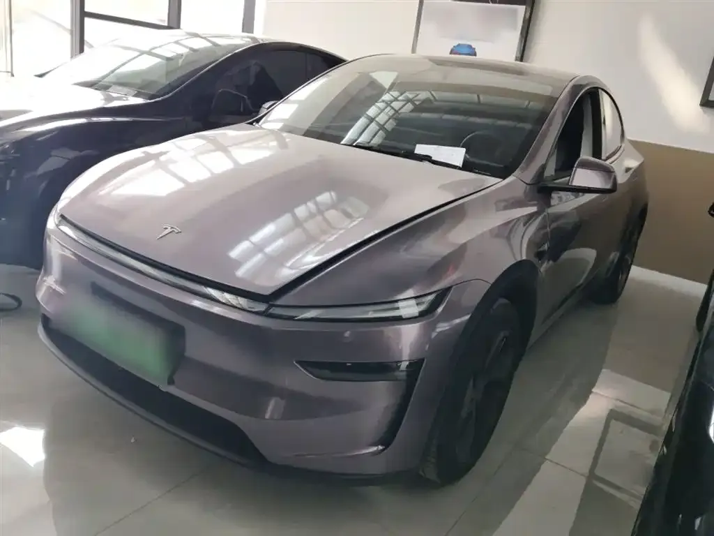 Tesla Model Y 2025 из CN, фото 10
