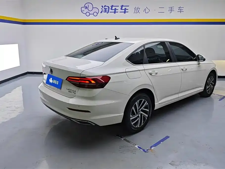 Volkswagen Lavida 2022 из CN, фото 4