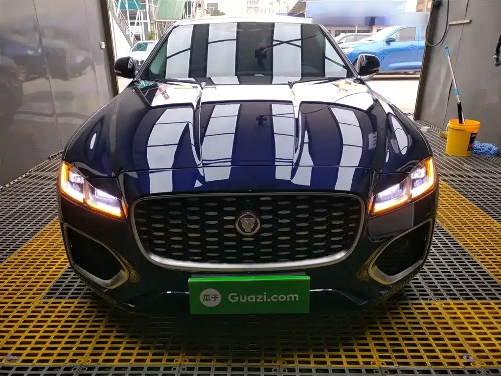 Jaguar XFL 2023 из CN, фото 9