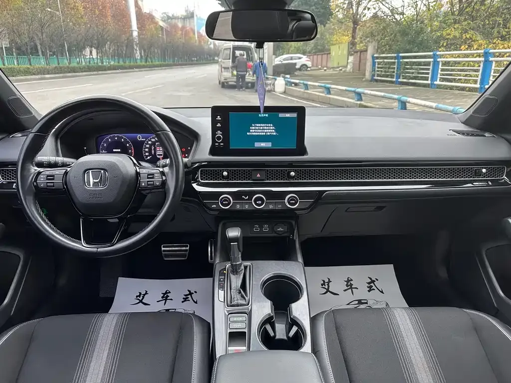 Honda Civic 2022 из CN, фото 2